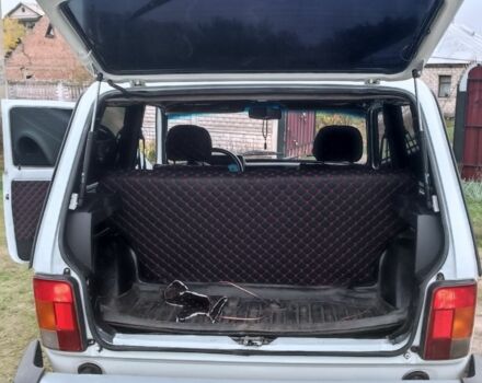 Белый ВАЗ 21213 Niva, объемом двигателя 1.7 л и пробегом 290 тыс. км за 3500 $, фото 2 на Automoto.ua