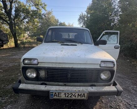 Білий ВАЗ 21213 Niva, об'ємом двигуна 1.7 л та пробігом 250 тис. км за 1450 $, фото 3 на Automoto.ua