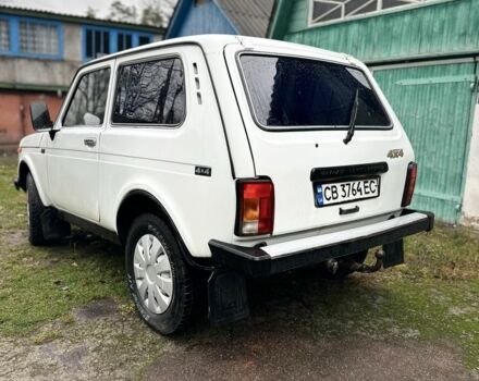 Белый ВАЗ 21213 Niva, объемом двигателя 1.7 л и пробегом 200 тыс. км за 2500 $, фото 3 на Automoto.ua