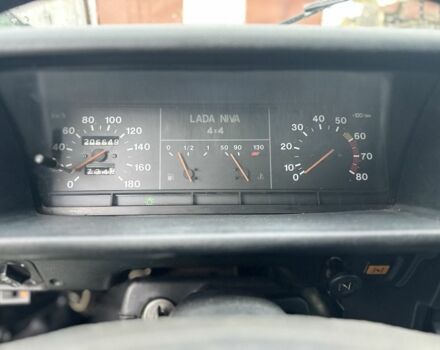 Белый ВАЗ 21213 Niva, объемом двигателя 1.7 л и пробегом 200 тыс. км за 2500 $, фото 6 на Automoto.ua