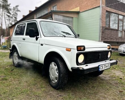 Белый ВАЗ 21213 Niva, объемом двигателя 1.7 л и пробегом 200 тыс. км за 2500 $, фото 2 на Automoto.ua