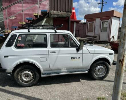 Белый ВАЗ 21213 Niva, объемом двигателя 1.7 л и пробегом 100 тыс. км за 1400 $, фото 6 на Automoto.ua