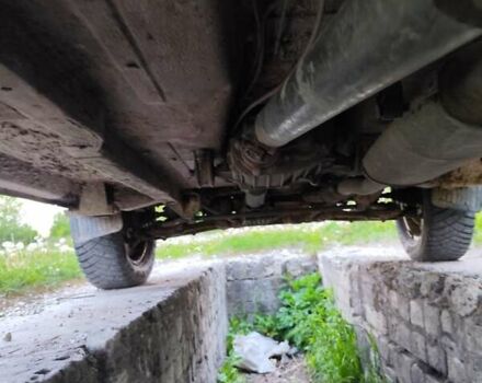 Білий ВАЗ 21213 Niva, об'ємом двигуна 1.58 л та пробігом 325 тис. км за 1800 $, фото 18 на Automoto.ua