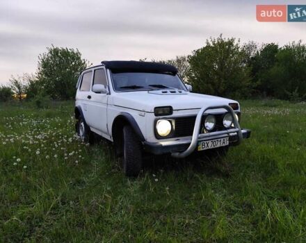 Білий ВАЗ 21213 Niva, об'ємом двигуна 1.58 л та пробігом 325 тис. км за 1800 $, фото 2 на Automoto.ua