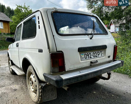 Белый ВАЗ 21213 Niva, объемом двигателя 1.7 л и пробегом 163 тыс. км за 1900 $, фото 4 на Automoto.ua
