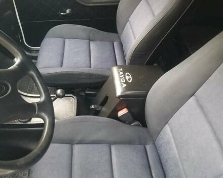 Белый ВАЗ 21213 Niva, объемом двигателя 1.6 л и пробегом 100 тыс. км за 3100 $, фото 5 на Automoto.ua