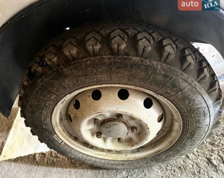 Белый ВАЗ 21213 Niva, объемом двигателя 1.7 л и пробегом 163 тыс. км за 1900 $, фото 10 на Automoto.ua