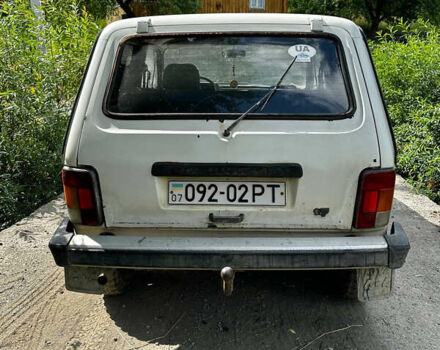 Белый ВАЗ 21213 Niva, объемом двигателя 1.7 л и пробегом 163 тыс. км за 1900 $, фото 2 на Automoto.ua