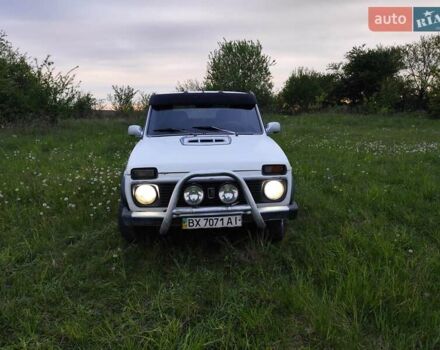 Білий ВАЗ 21213 Niva, об'ємом двигуна 1.58 л та пробігом 325 тис. км за 1800 $, фото 3 на Automoto.ua