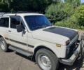 Белый ВАЗ 21213 Niva, объемом двигателя 1.7 л и пробегом 140 тыс. км за 3600 $, фото 2 на Automoto.ua