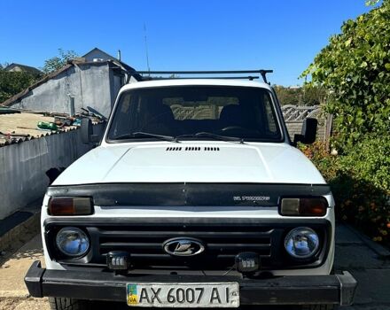 Белый ВАЗ 21213 Niva, объемом двигателя 1.7 л и пробегом 100 тыс. км за 2500 $, фото 4 на Automoto.ua