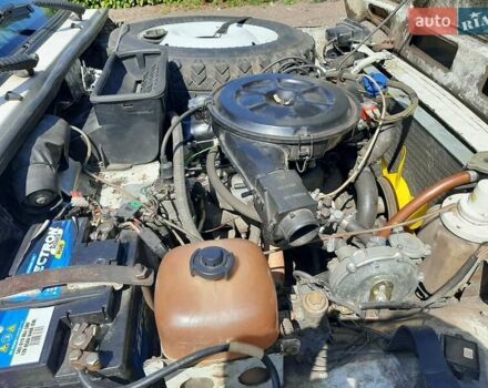 Белый ВАЗ 21213 Niva, объемом двигателя 1.7 л и пробегом 140 тыс. км за 3600 $, фото 5 на Automoto.ua