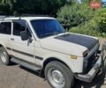 Белый ВАЗ 21213 Niva, объемом двигателя 1.7 л и пробегом 140 тыс. км за 3600 $, фото 1 на Automoto.ua