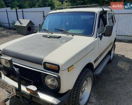 Белый ВАЗ 21213 Niva, объемом двигателя 1.7 л и пробегом 140 тыс. км за 3600 $, фото 7 на Automoto.ua