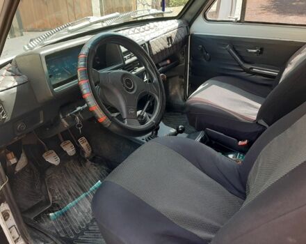 Белый ВАЗ 21213 Niva, объемом двигателя 1.7 л и пробегом 140 тыс. км за 3600 $, фото 4 на Automoto.ua