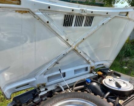 Белый ВАЗ 21213 Niva, объемом двигателя 1.6 л и пробегом 206 тыс. км за 3500 $, фото 12 на Automoto.ua