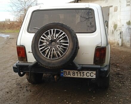 Білий ВАЗ 21213 Niva, об'ємом двигуна 2 л та пробігом 100 тис. км за 2400 $, фото 1 на Automoto.ua