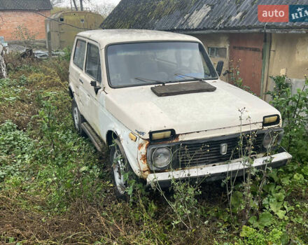 Белый ВАЗ 21213 Niva, объемом двигателя 1.7 л и пробегом 150 тыс. км за 1900 $, фото 11 на Automoto.ua