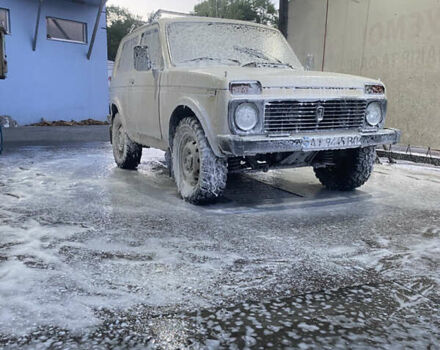 Белый ВАЗ 21213 Niva, объемом двигателя 1.7 л и пробегом 60 тыс. км за 2200 $, фото 1 на Automoto.ua