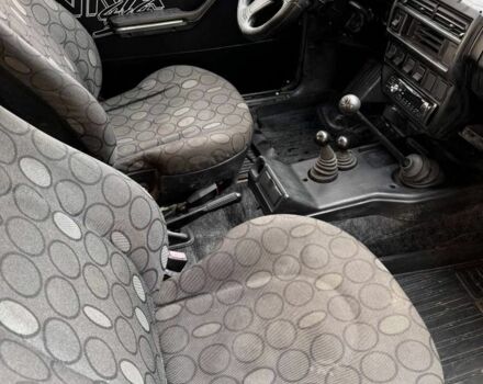 Белый ВАЗ 21213 Niva, объемом двигателя 1.6 л и пробегом 213 тыс. км за 2000 $, фото 5 на Automoto.ua