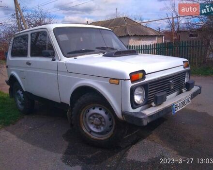 Белый ВАЗ 21213 Niva, объемом двигателя 1.7 л и пробегом 194 тыс. км за 3600 $, фото 1 на Automoto.ua