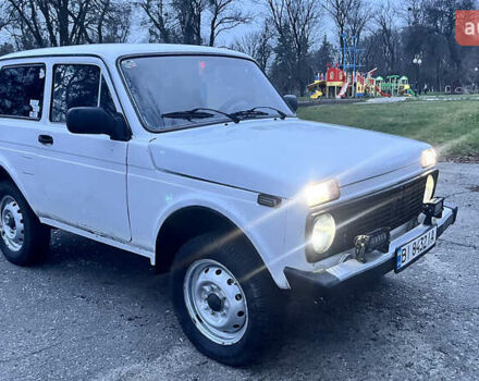 Білий ВАЗ 21213 Niva, об'ємом двигуна 1.7 л та пробігом 107 тис. км за 1800 $, фото 2 на Automoto.ua