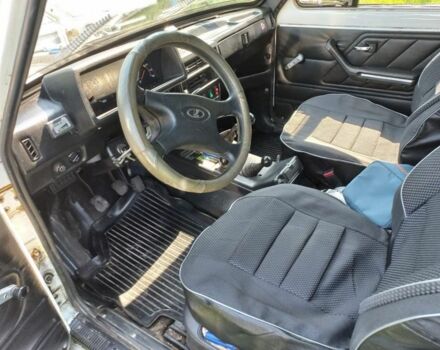 Белый ВАЗ 21213 Niva, объемом двигателя 1.6 л и пробегом 206 тыс. км за 3500 $, фото 3 на Automoto.ua