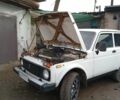 Білий ВАЗ 21213 Niva, об'ємом двигуна 2 л та пробігом 100 тис. км за 2400 $, фото 3 на Automoto.ua
