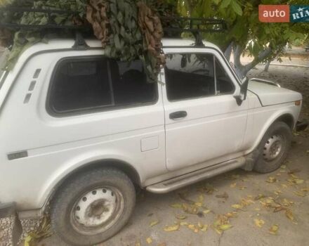 Белый ВАЗ 21213 Niva, объемом двигателя 1.7 л и пробегом 125 тыс. км за 2900 $, фото 3 на Automoto.ua