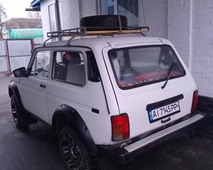 Белый ВАЗ 21213 Niva, объемом двигателя 1.6 л и пробегом 150 тыс. км за 3100 $, фото 1 на Automoto.ua