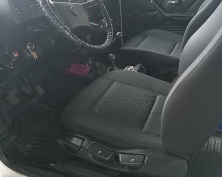 Белый ВАЗ 21213 Niva, объемом двигателя 1.6 л и пробегом 150 тыс. км за 3100 $, фото 7 на Automoto.ua