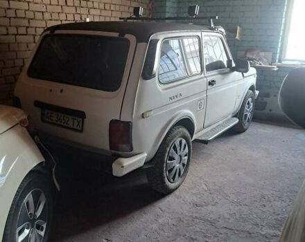 Белый ВАЗ 21213 Niva, объемом двигателя 1.7 л и пробегом 97 тыс. км за 2000 $, фото 4 на Automoto.ua