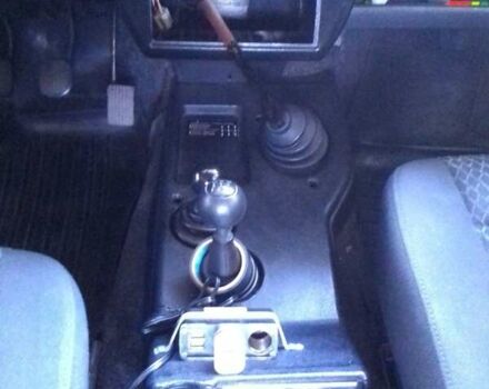 Белый ВАЗ 21213 Niva, объемом двигателя 1.6 л и пробегом 170 тыс. км за 3000 $, фото 2 на Automoto.ua