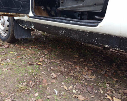 Белый ВАЗ 21213 Niva, объемом двигателя 1.6 л и пробегом 160 тыс. км за 1700 $, фото 15 на Automoto.ua