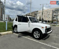 Белый ВАЗ 21213 Niva, объемом двигателя 1.6 л и пробегом 372 тыс. км за 3500 $, фото 1 на Automoto.ua