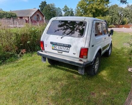 Білий ВАЗ 21213 Niva, об'ємом двигуна 1.7 л та пробігом 120 тис. км за 2300 $, фото 3 на Automoto.ua