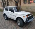 Белый ВАЗ 21213 Niva, объемом двигателя 1.7 л и пробегом 180 тыс. км за 3500 $, фото 1 на Automoto.ua