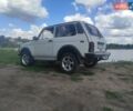 Білий ВАЗ 21213 Niva, об'ємом двигуна 1.69 л та пробігом 81 тис. км за 2700 $, фото 4 на Automoto.ua
