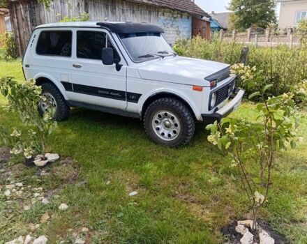 Білий ВАЗ 21213 Niva, об'ємом двигуна 1.7 л та пробігом 120 тис. км за 2300 $, фото 5 на Automoto.ua