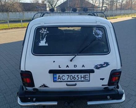 Белый ВАЗ 21213 Niva, объемом двигателя 1.7 л и пробегом 100 тыс. км за 2700 $, фото 5 на Automoto.ua
