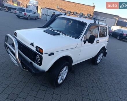 Белый ВАЗ 21213 Niva, объемом двигателя 1.7 л и пробегом 100 тыс. км за 2700 $, фото 6 на Automoto.ua