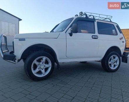 Белый ВАЗ 21213 Niva, объемом двигателя 1.7 л и пробегом 100 тыс. км за 2700 $, фото 12 на Automoto.ua