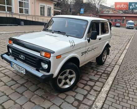 Білий ВАЗ 21213 Niva, об'ємом двигуна 1.7 л та пробігом 180 тис. км за 3500 $, фото 2 на Automoto.ua