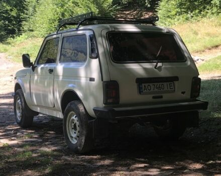 Білий ВАЗ 21213 Niva, об'ємом двигуна 1.7 л та пробігом 68 тис. км за 2450 $, фото 5 на Automoto.ua