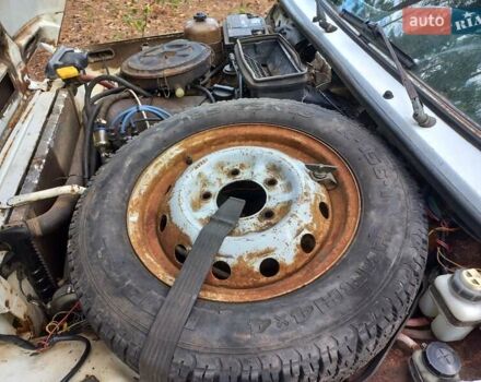 Белый ВАЗ 21213 Niva, объемом двигателя 1.69 л и пробегом 205 тыс. км за 1650 $, фото 2 на Automoto.ua