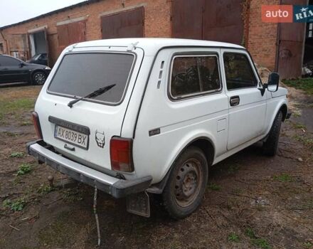 Білий ВАЗ 21213 Niva, об'ємом двигуна 1.69 л та пробігом 90 тис. км за 3200 $, фото 4 на Automoto.ua