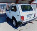 Белый ВАЗ 21213 Niva, объемом двигателя 1.7 л и пробегом 150 тыс. км за 125000 $, фото 1 на Automoto.ua