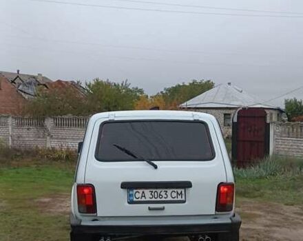 Білий ВАЗ 21213 Niva, об'ємом двигуна 1.7 л та пробігом 290 тис. км за 3500 $, фото 6 на Automoto.ua