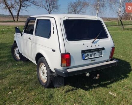 Белый ВАЗ 21213 Niva, объемом двигателя 1.69 л и пробегом 197 тыс. км за 4000 $, фото 8 на Automoto.ua
