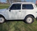 Белый ВАЗ 21213 Niva, объемом двигателя 1.69 л и пробегом 197 тыс. км за 4000 $, фото 9 на Automoto.ua